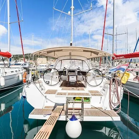 Beneteau Oceanis 48- Gold One *